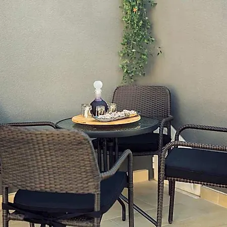 Essentia Apartament *